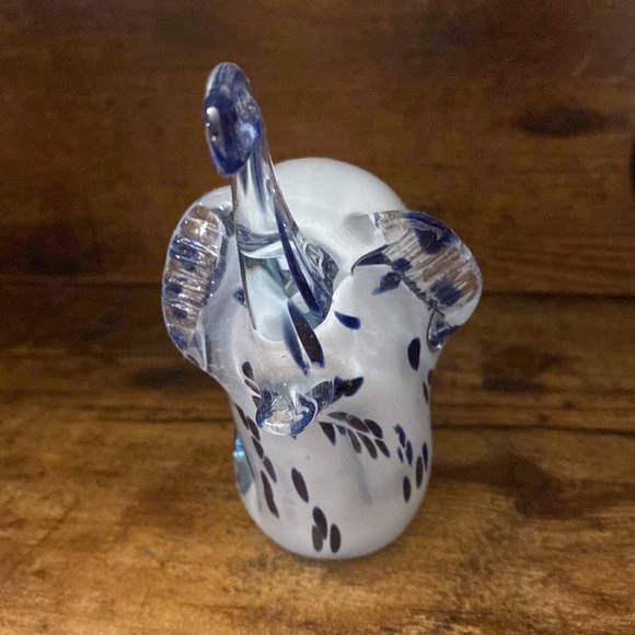 Murano Vintage Glass Elephant - Picture 3 of 7